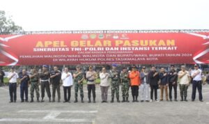 Demi Terciptanta Pilkada Yang Aman, TNI-POLRI di Tasikmalaya Melaksanakan Apel bersama Instansi Terkait Demi Terciptanta Pilkada Yang Aman, TNI-POLRI di Tasikmalaya Melaksanakan Apel bersama Instansi Terkait