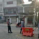 Gatur Lantas Personil Polsek Sukajadi di Hari Libur Nasional Kemerdekaan RI Guna Ciptakan Lalin Aman dan Lancar