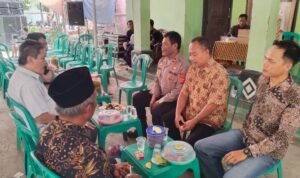 Polsek Banjarsari Polres Ciamis Koorkom Kamtibmas ke Tomas Wujudkan Pilkada Serentak 2024 Aman