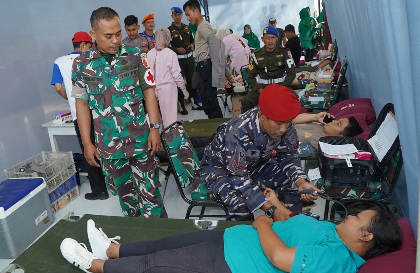 Sambut HUT ke-79 TNI, Satuan TNI wilayah Blitar Gelar Bakti Sosial Donor Darah