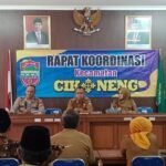 Polsek Cikoneng Datang Sampaikan Himbauan Kamtibmas di Rakor Tingkat Kecamatan