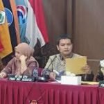 Polsek Cikoneng Polres Ciamis Bareng Warga Kerja Bakti Bersihkan Sungai Cigayam Dari Sampah