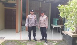 Berikan Rasa Aman, Polsek Banjarsari Polres Ciamis Monitoring Ibadah Minggu di GPDI