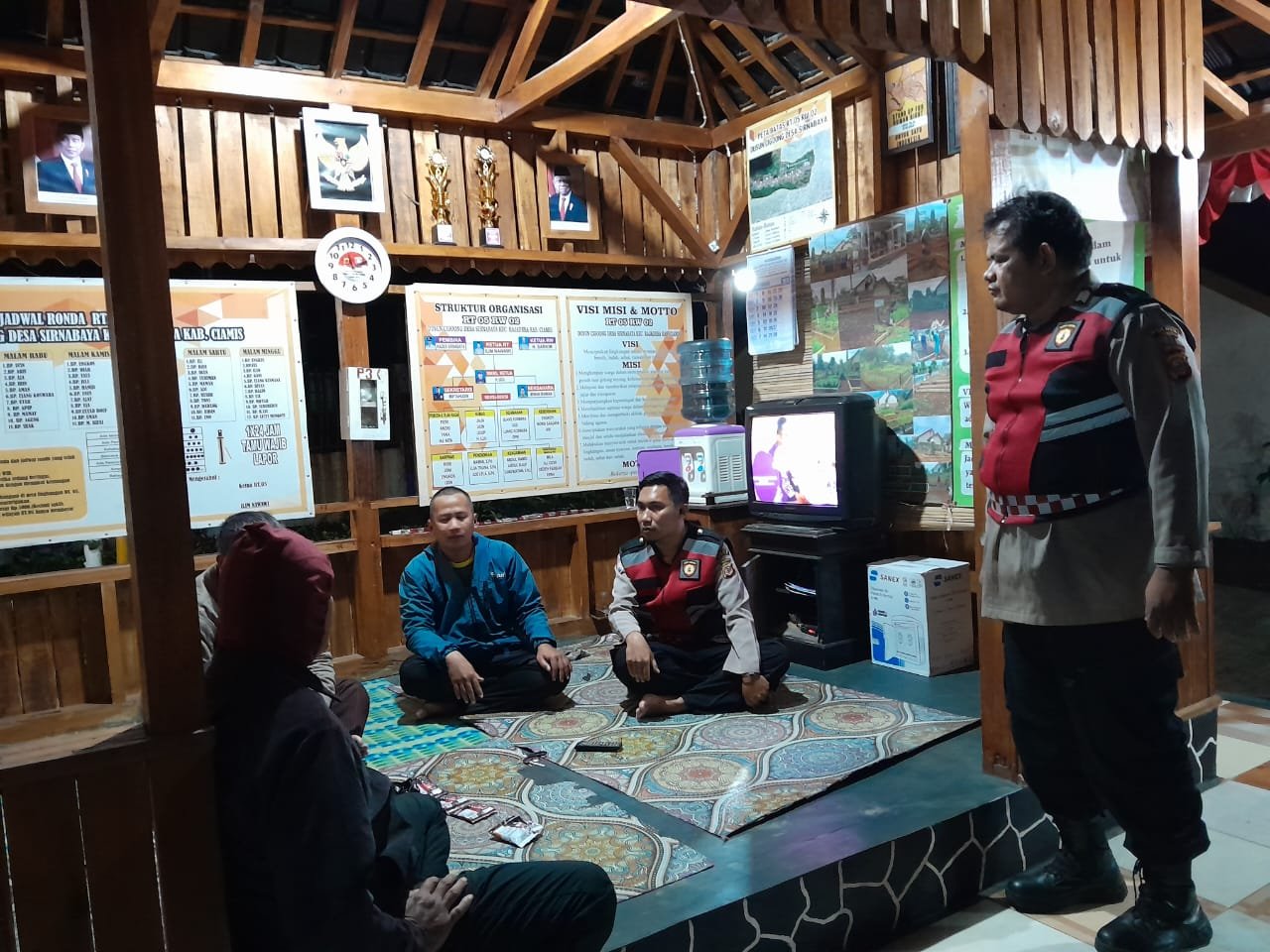 Berikan Rasa Nyaman, Polsek Rajadesa Polres Ciamis Intens Patroli KRYD ke Pemukiman Warga