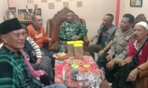 Cipta Kondisi, Polsek Banjarsari Datangi Calon Kades Banjarsadi Jelang Pencoblosan