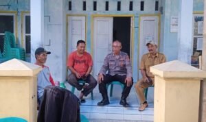 Kawal Pilkada Damai Polsek Cikoneng Cooling System ke Warga Cidolog