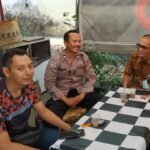 Cipkon Pilkada 2024, Polsek Cimaragas Polres Ciamis Cooling System Bersama Warga Gandapura