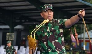 SELAKU PENANGGUNG JAWAB DEVILE, DANKORMAR BERIKAN MOTIVASI PASUKAN UPACARA SELAKU PENANGGUNG JAWAB DEVILE, DANKORMAR BERIKAN MOTIVASI PASUKAN UPACARA