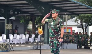 DANKORMAR HADIRI PELEPASAN KONTINGEN UPACARA TNI ANGKATAN LAUT DANKORMAR HADIRI PELEPASAN KONTINGEN UPACARA TNI ANGKATAN LAUT