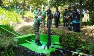 Pangdam Zamroni Tinjau Pompa Hidram dan Ikuti Ritual Air Suci di Taman Narmada