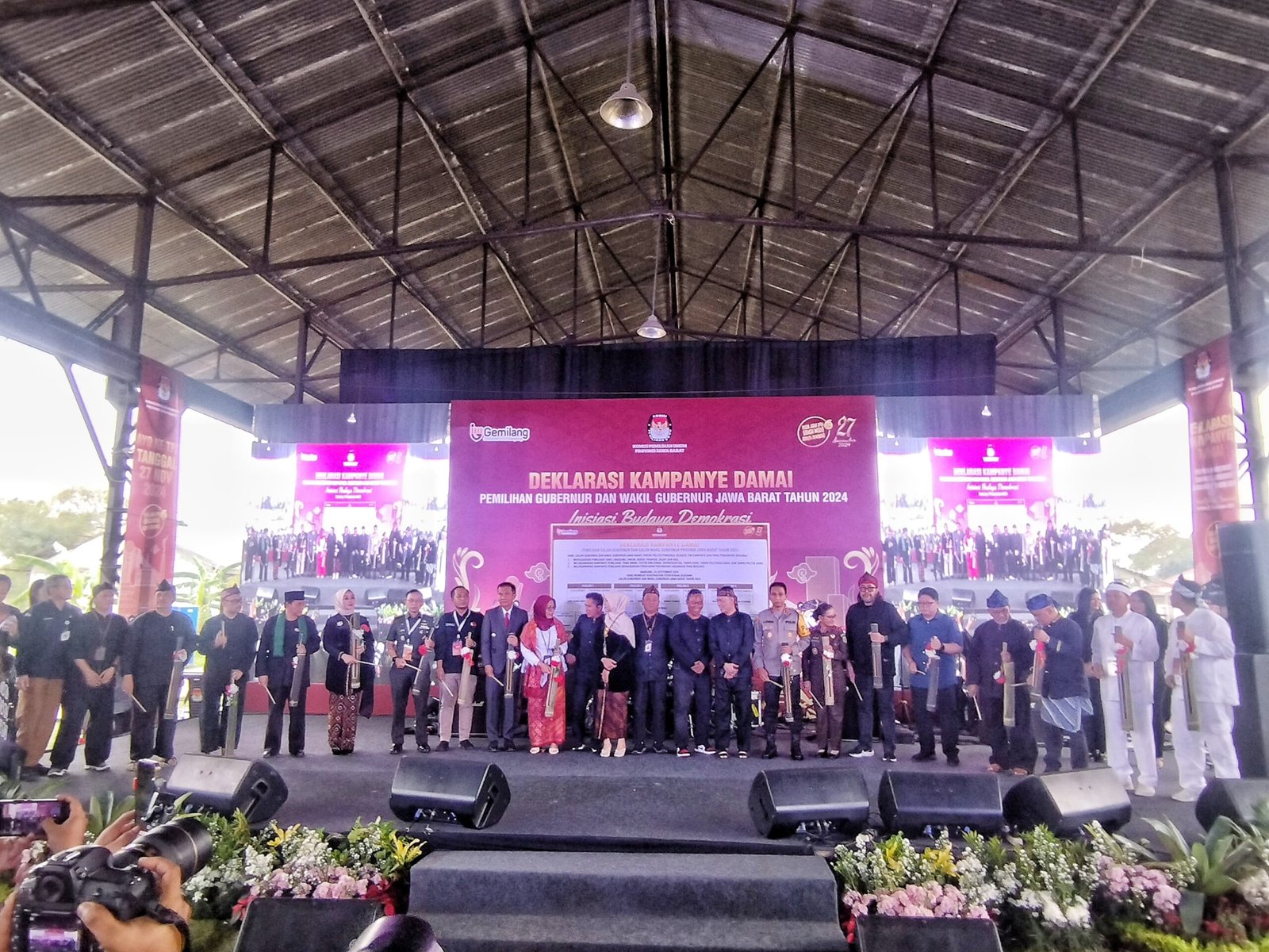 Kapolda Jabar Hadiri Deklarasi Kampanye Damai Pemilihan Gubernur dan Wakil Gubernur Jawa Barat Tahun 2024