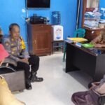 Datangi Kantor Desa, Anggota Polsek Rancah Koorkom Kamtibmas Jelang Pilkada Serentak