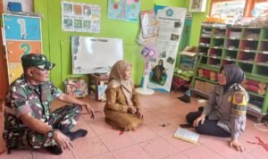 Datang ke Warga, Anggota Polsek Ciamis Koorkom Kamtibmas Wujudkan Pilkada Serentak Yang Aman