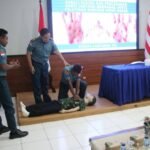 Cegah Penyebaran Monkey Pox dan Penyakit Jantung Prajurit Yonmarhanlan VII Kupang Ikuti Sosialisasi Kesehatan