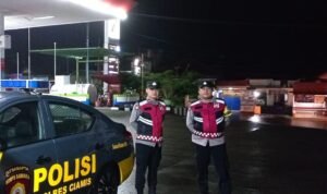 Berikan Rasa Aman, Personel Polsek Kawali Polres Ciamis Patroli Dialogis di Malam Hari