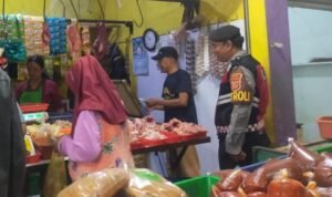 Dukung Penanganan Inflasi, Sat Samapta Polres Ciamis Patroli Bahan Pokok Cegah Penimbunan