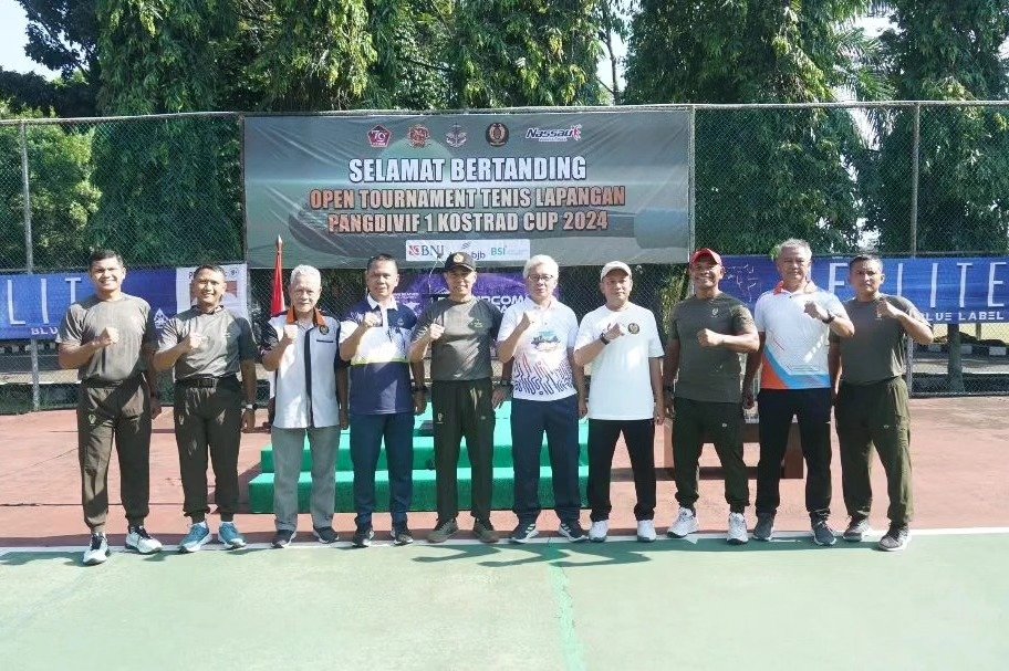HUT Ke-79 TNI, Pangdivif 1 Kostrad Buka Turnamen Tenis Lapangan dan Bulu Tangkis Pangdivif 1 Cup