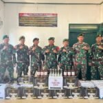 Satgas Pamtas Yonarmed 11 Kostrad Gagalkan Penyelundupan Ratusan Kaleng dan Botol Minuman Keras di Perbatasan Nunukan