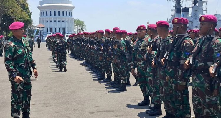 Sukseskan Peringatan HUT Ke 79 TNI Tahun 2024, Prajurit Yonif 5 Marinir Laksanakan Embarkasi Personel dan Material