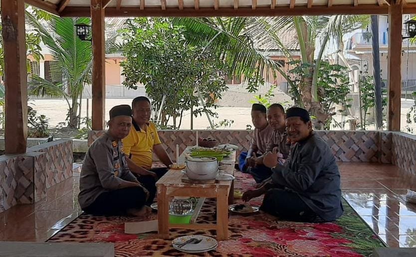 Datangi Tokoh Agama, Anggota Polsek Banjarsari Koorkom Kamtibmas Jelang Pilkada Serentak