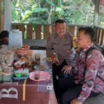 Bhabinkamtibmas Desa Margaharja Laksanakan Sambang dan Silaturahmi dalam Rangka Cooling System Jelang Pilkada Serentak 2024