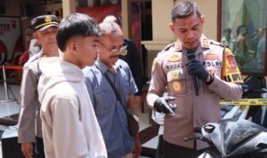 Kapolres Ciamis Pinjam Pakaikan BB Ranmor ke Korban Pembegalan di Ciamis