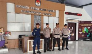 Ops Mantap Praja, Polres Ciamis Siagakan Personel PAM di Kantor KPU Ciamis