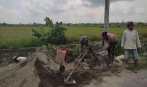 Serda Didit Dukung Produktivitas Pertanian Melalui Kerja Bakti Pembangunan Parit Saluran Irigasi