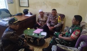 Cooling System, Polsek Cijeungjing Polres Ciamis Koorkom Bersama Tokoh di Desa Pamalayan