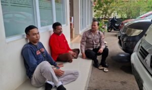 Datangi Tokoh Karangtinggal, Anggota Polsek Cimaragas Koorkom Kamtibmas Jelang Pilkada Serentak