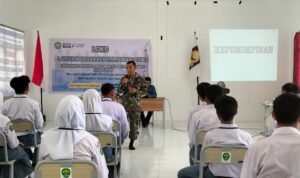 Bentuk Karakter Sejak Dini, Babinsa Kedang Ipil Berikan Materi Kepemimpinan Pada Siswa SMAN 3