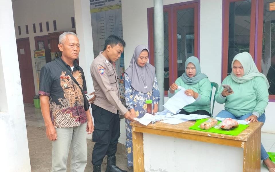 Perkuat Sinergitas, Polsek Lakbok Polres Ciamis Koorkom ke Masyarakat Kutawaringin