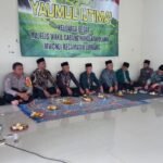 Polsek Kawali Polres Ciamis Hadiri Majelis Ta'lim Yaumul Ijtima di Gedung Dakwah Lumbung
