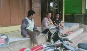 Ops Mantap Praja, Polsek Kawali Polres Ciamis Koorkom di Margamulya Beri Imbauan Kamtibmas