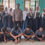 Police Go To School, Polsek Cisaga Polres Ciamis Beri Penyuluhan ke Siswa di MTs 16 Ciamis