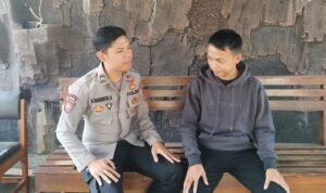 Cooling System, Polsek Rajadesa Polres Ciamis Koorkom Bersama Tokoh di Desa Sirnajaya Cooling System, Polsek Rajadesa Polres Ciamis Koorkom Bersama Tokoh di Desa Sirnajaya