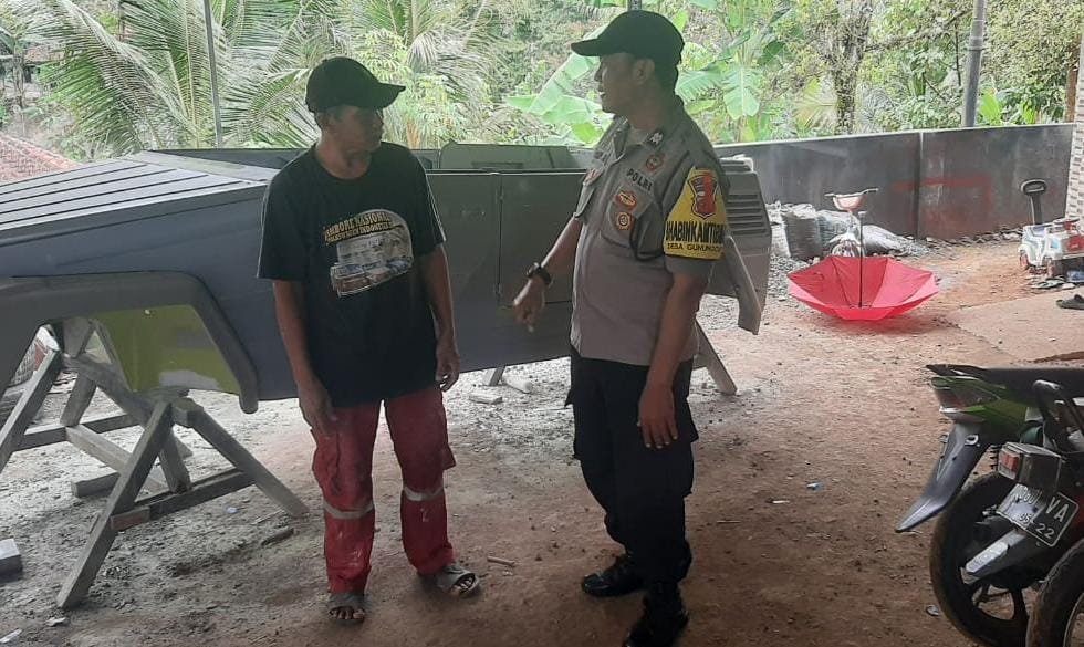 Siap Hadapi Pilkada Polsek Cikoneng Silaturahmi ke Warga Gunungcupu