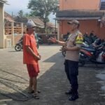 Polsek Cikoneng Koorkom Kamtibmas ke Toga di Desakaler Wujudkan Pilkada Serentak 2024 Aman