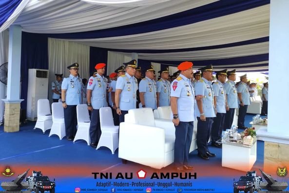DANWINGKO I KOPASGAT MENGHADIRI PERESMIAN SKADRON PENDIDIKAN 506 WINGDIKUM 500/UMUM  OLEH KEPALA STAF ANGKATAN UDARA