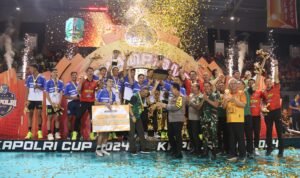 Kapolri Tutup Langsung Turnamen Bola Voli Sekaligus Resmikan Pembangunan Sumur Bor Dan Filtrasi Air Bersih Layak Minum Di Kalimantan Barat