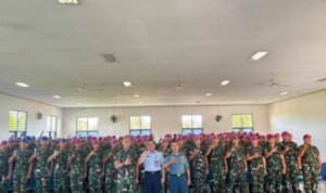 Prajurit Brigif 3 Marinir mengikuti Pembekalan Malaria dan HIV