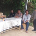 Polsek Cikoneng Koorkom Kamtibmas ke Warga Cireong Wujudkan Pilkada Serentak 2024 Aman