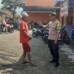 Polsek Cikoneng Koorkom Kamtibmas ke Toga di Desakaler Wujudkan Pilkada Serentak 2024 Aman