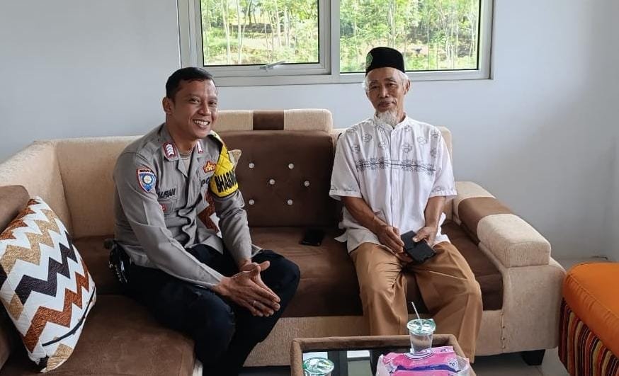 Ops Mantap Praja, Polsek Cikoneng Polres Ciamis Koorkom Kamtibmas ke Ponpes Nurrusalam Nasol