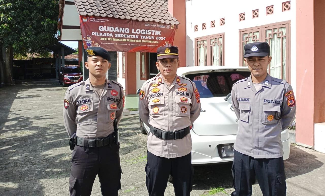 Ops Mantap Praja Polres Ciamis Siagakan Anggota Pengamanan di Gudang Logistik KPU