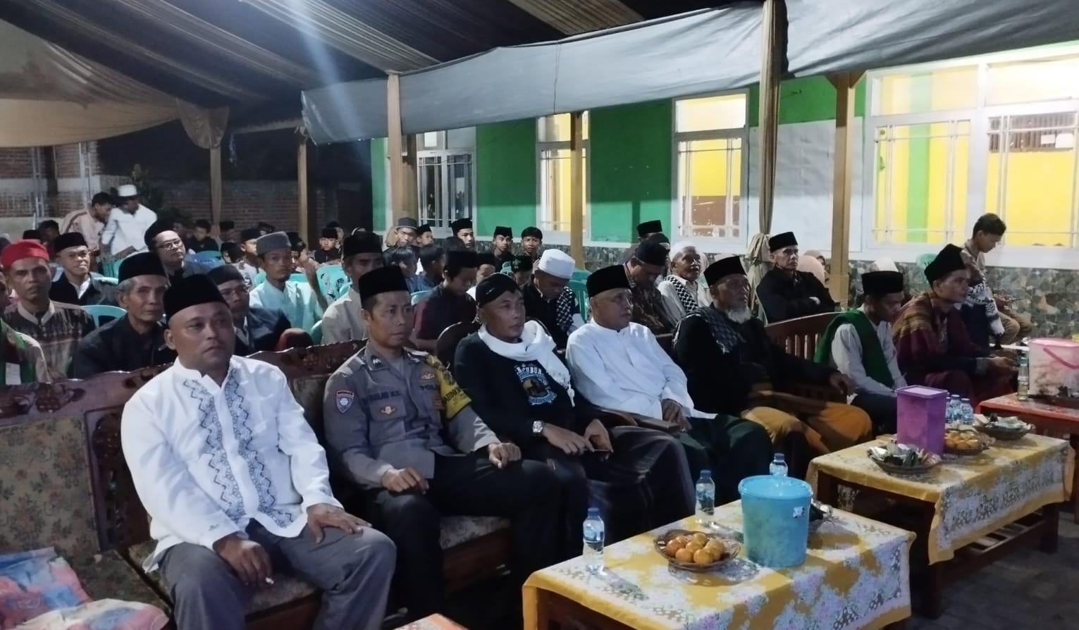 Cooling System Polsek Cijeungjing Monitoring Tabliq Akbar Maulid Nabi di Desa Ciharalang