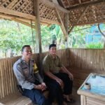 Ops Mantap Praja Polsek Cikoneng Polres Ciamis Patroli Dialogis Koorkom ke Warga Cintaharja