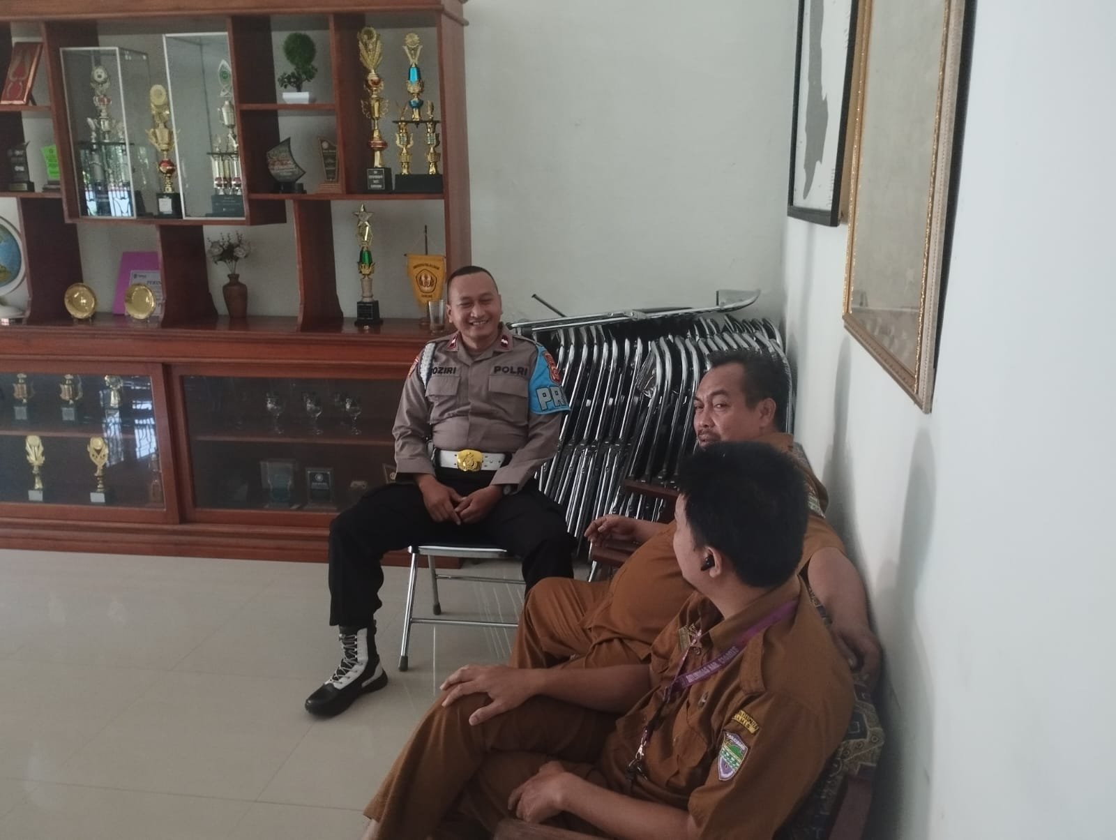 Perkuat Sinergitas Polsek Sukadana Polres Ciamis Koorkom Bersama Masyarakat Salakaria