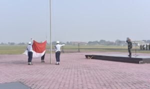 Kepala Keuangan Kopasgat Pimpin Upacara Mingguan di Mako Kopasgat