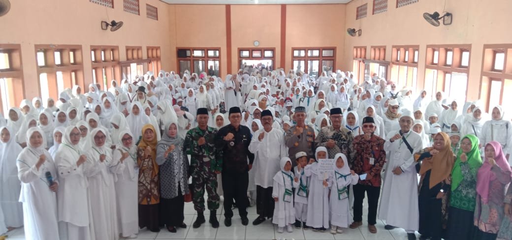 Polsek Banjarsari Polres Ciamis Gelar Pengamanan Gebyar Manasik Haji Ibu dan Anak Himpaudi